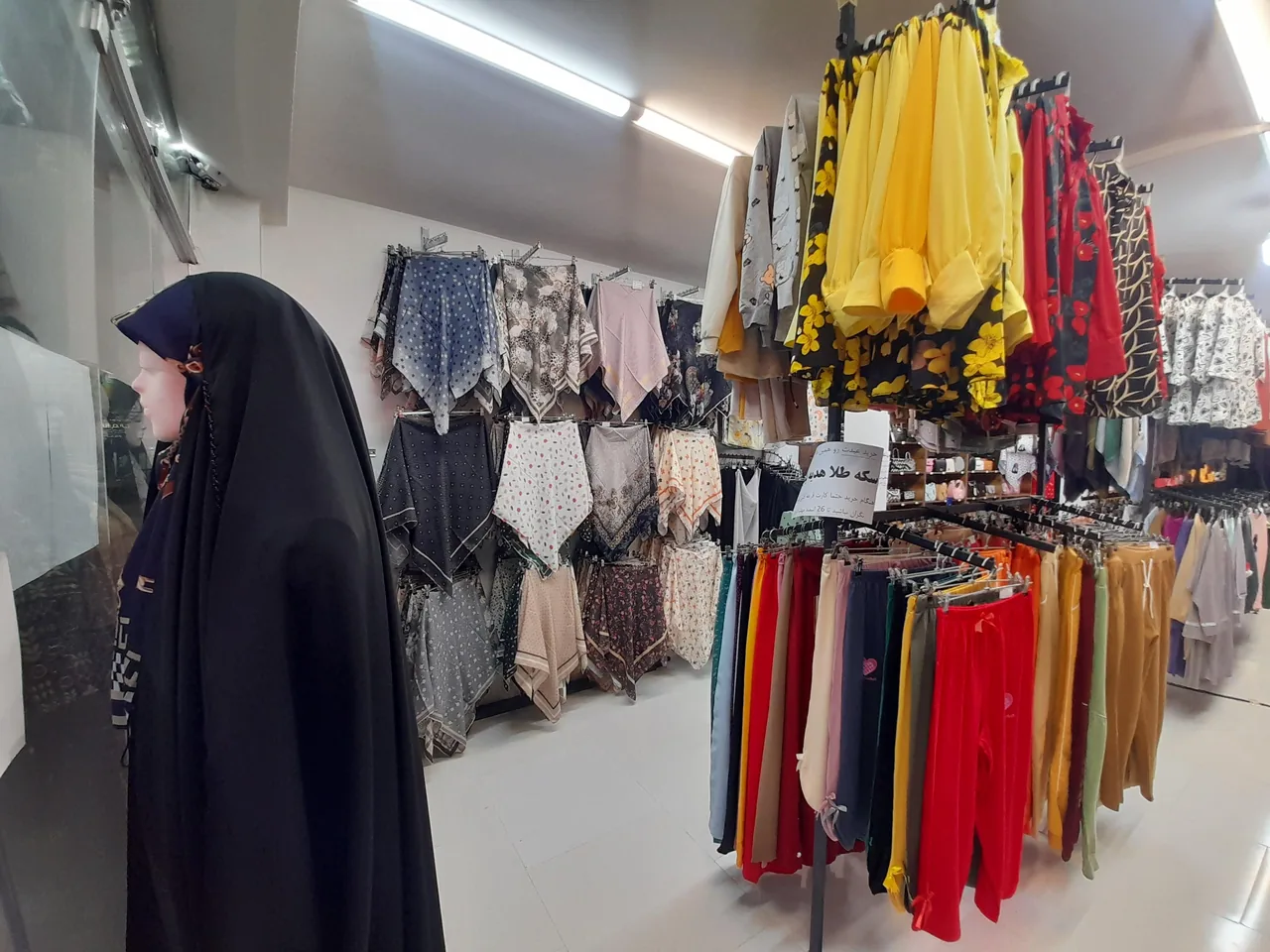 فروشگاه پوشاک برتر - تصویر 5