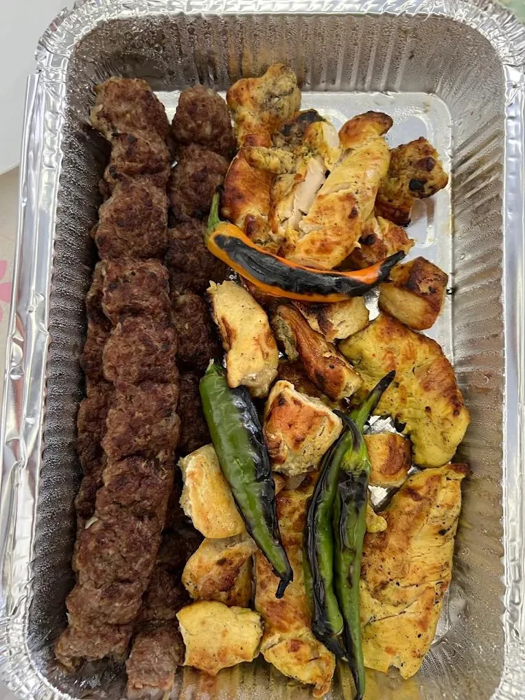 کبابی احمد گلپایگانی