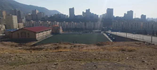 زمین چمن مصنوعی ارم شهید باکری