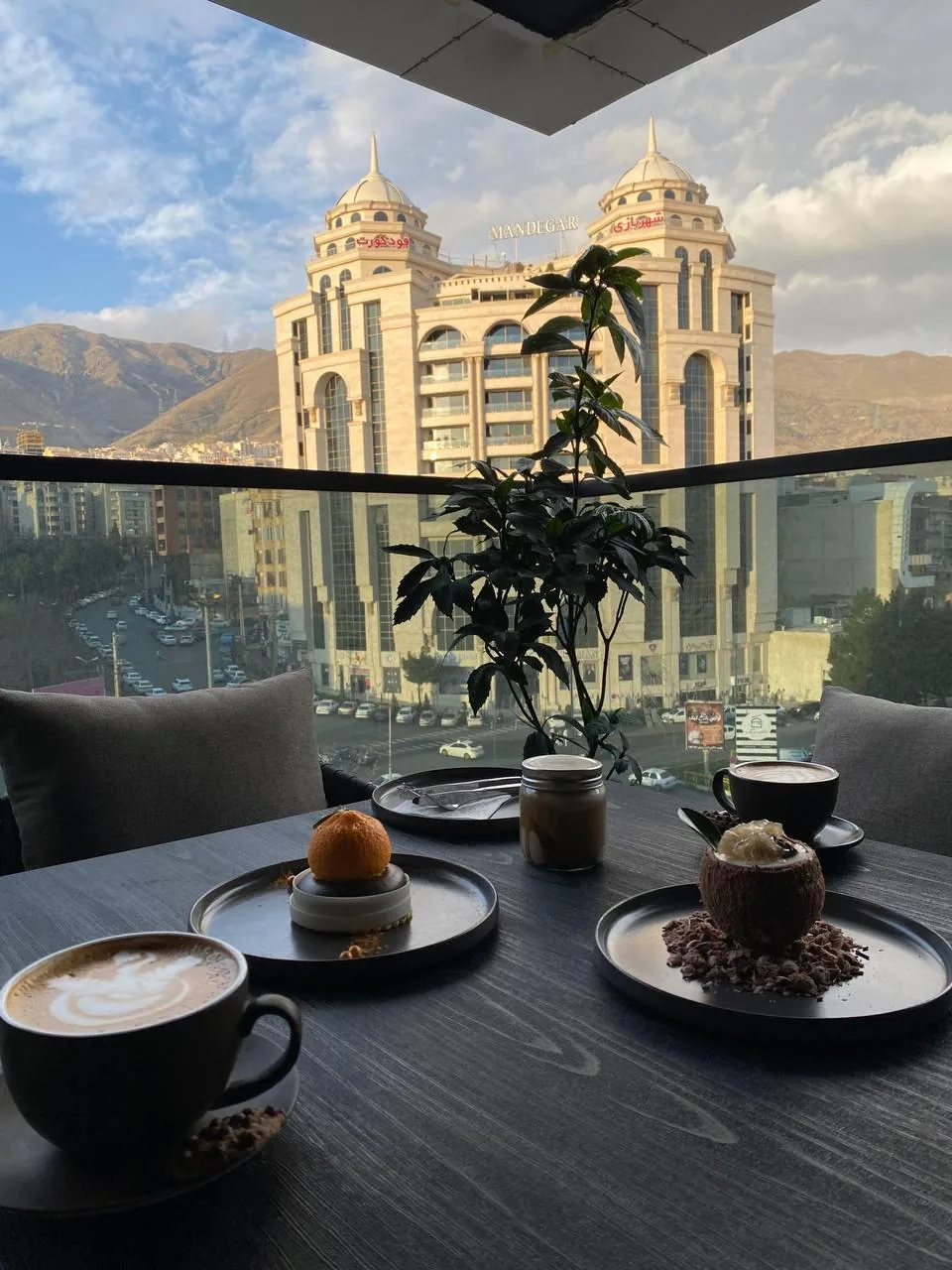 کافه و رستوران کامفی - تصویر 2