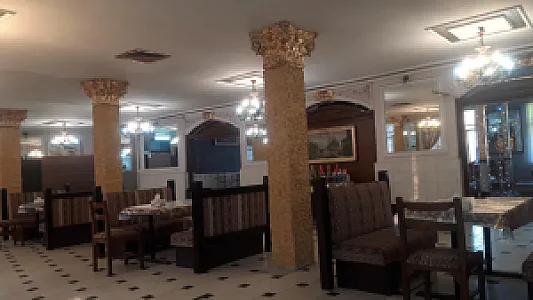 رستوران و سفره خونه سنتی شادمان