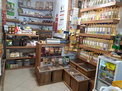 عطاری نظر و آسیاب ادویه