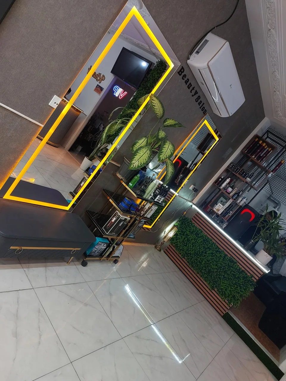 آرایشگاه مردانه طلا - تصویر 4