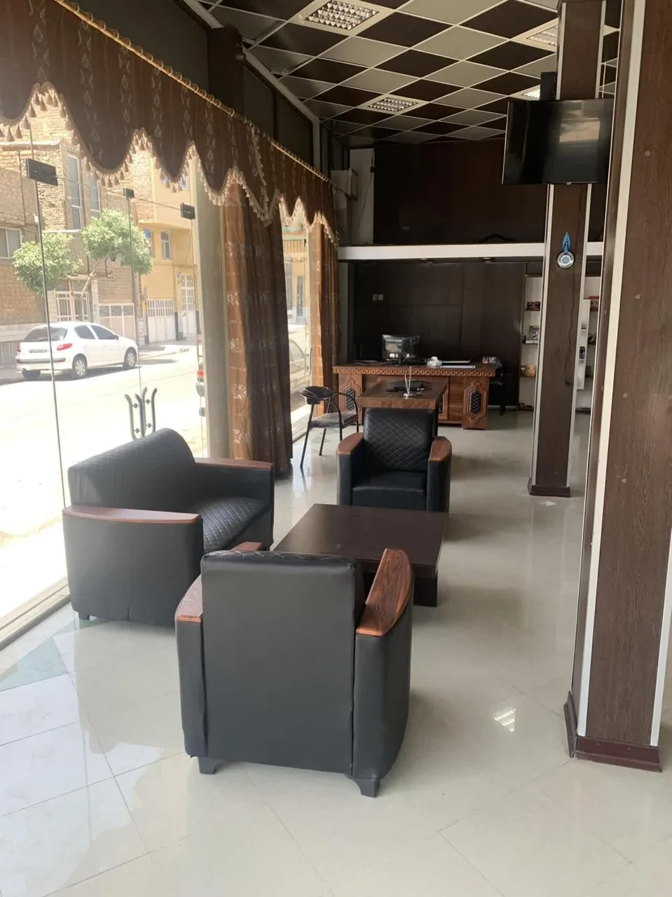 کافی نت چکاوک - تصویر 3