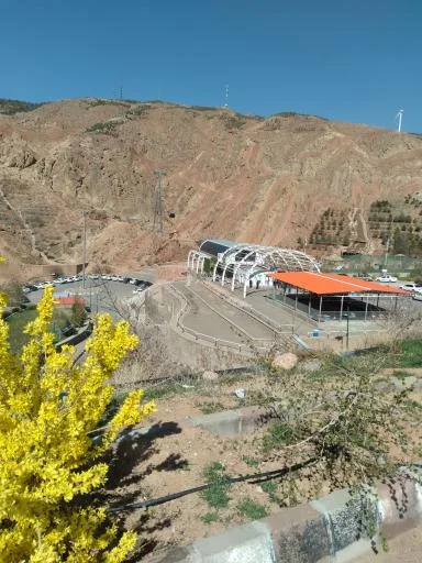 تله‌کابین عینالی