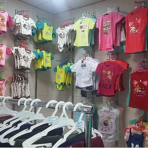 پوشاک بچگانه آدریانو