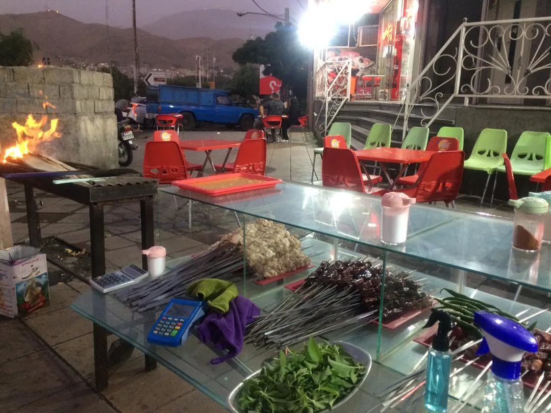 کباب و جیگر سرای شهرام - تصویر 3