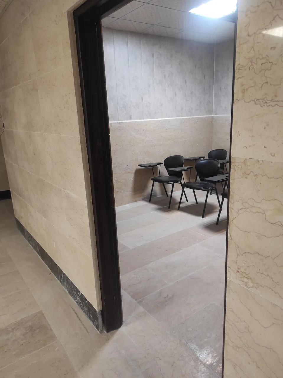 آموزشگاه زبان مهر نصیر شعبه ۲