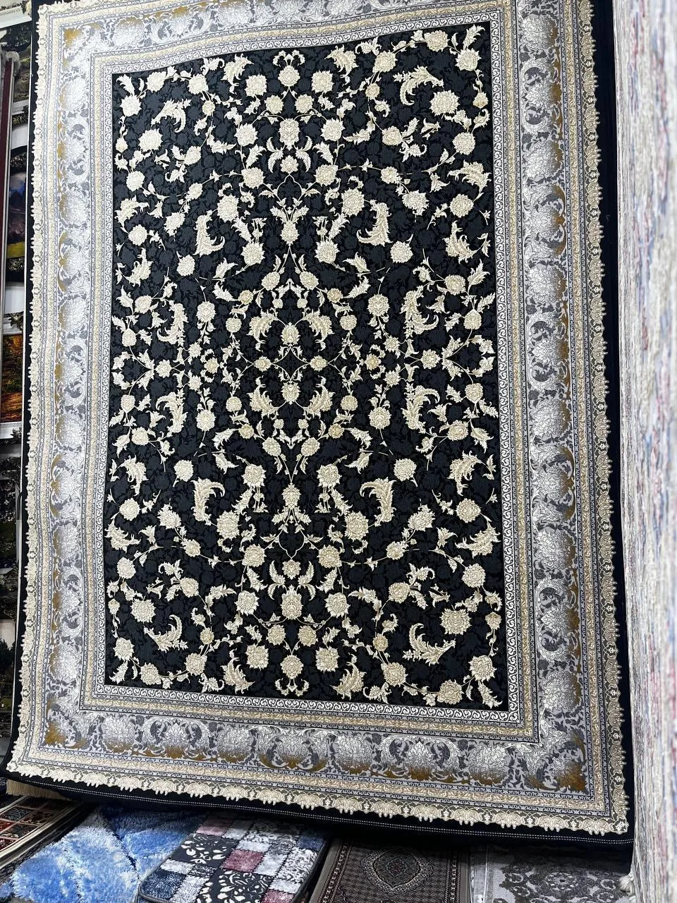 فرش نگین - تصویر 2