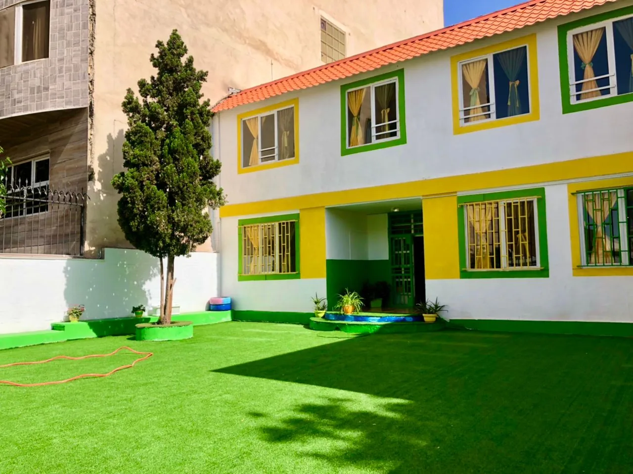 پیش دبستان و دبستان غیردولتی پسرانه پاک مهر - تصویر 2