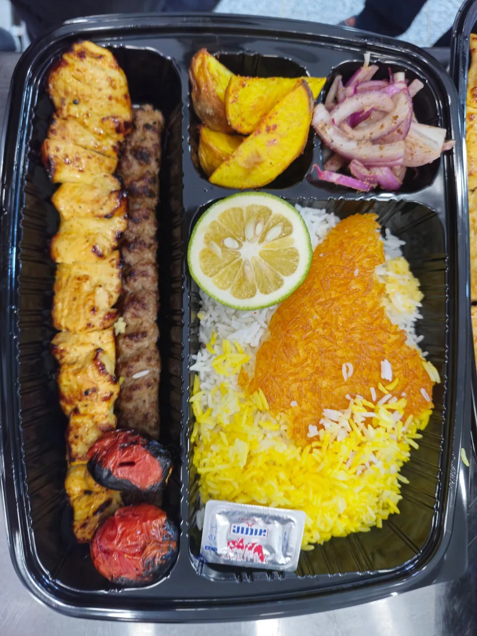 کترینگ صنعتی آمادآسا - تصویر 4