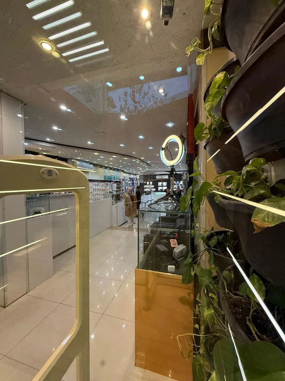 فروشگاه موبایل سپهر - تصویر 4
