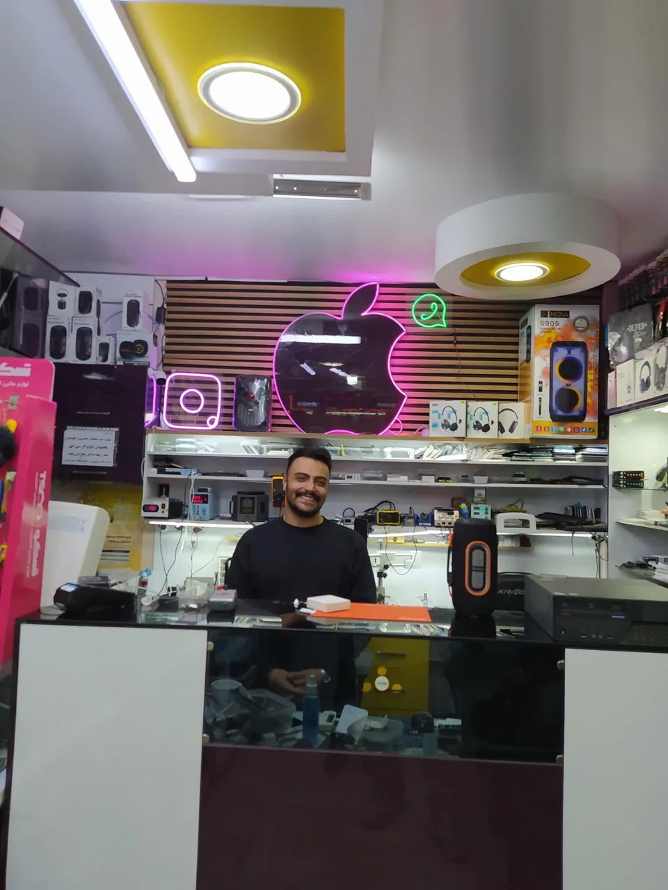 موبایل نیوتل - تصویر 3