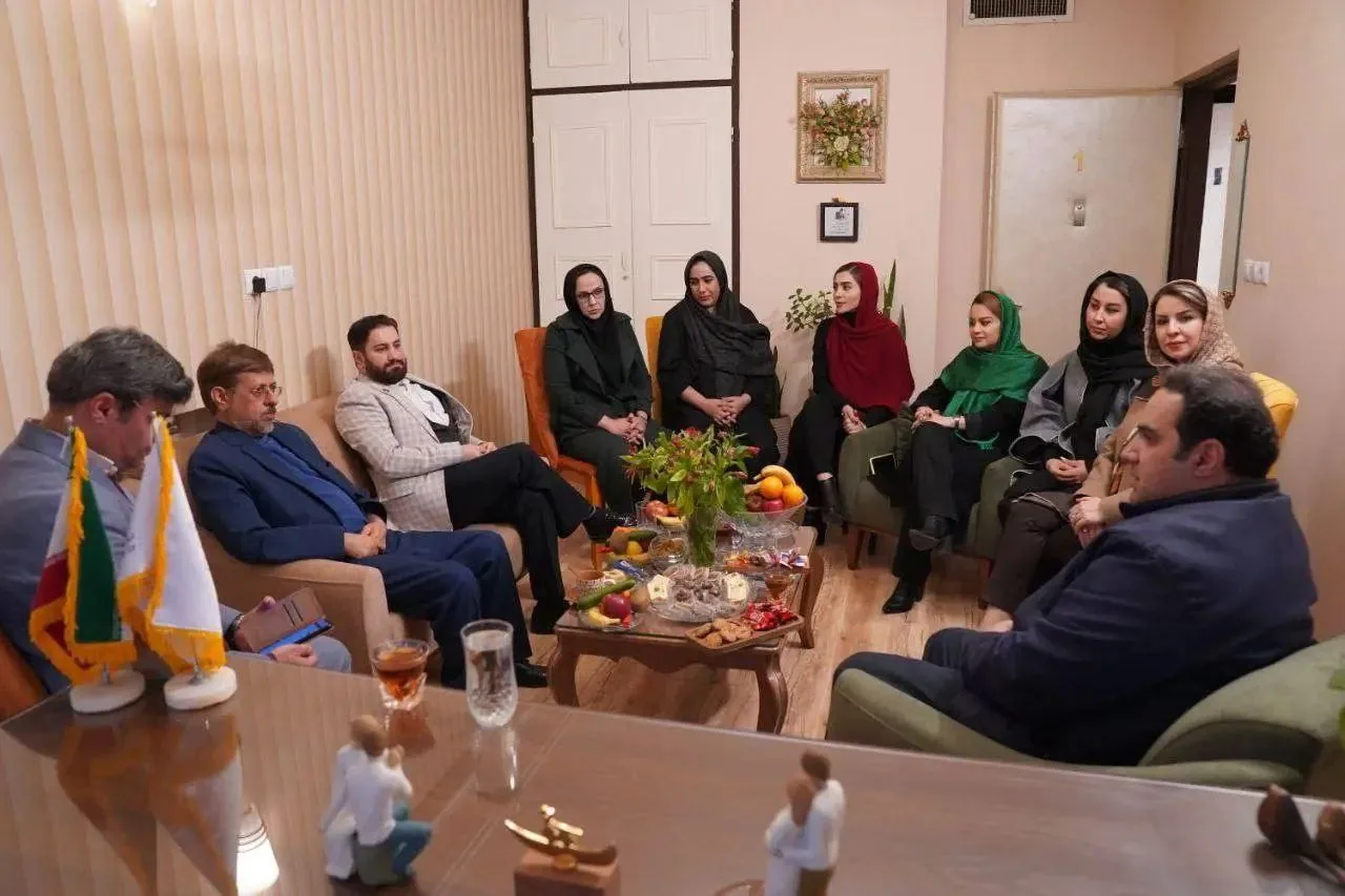 مرکز علمی روانشناختی پندار نیم رخ - تصویر 3