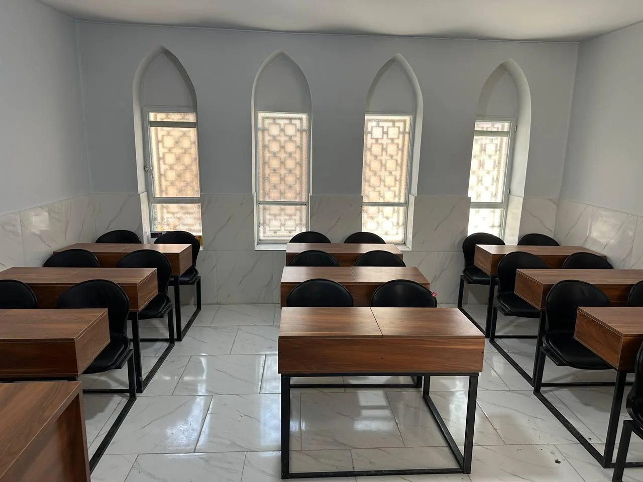 دبستان و پیش دبستان هوشمند پسرانه ماژان البرز - تصویر 4