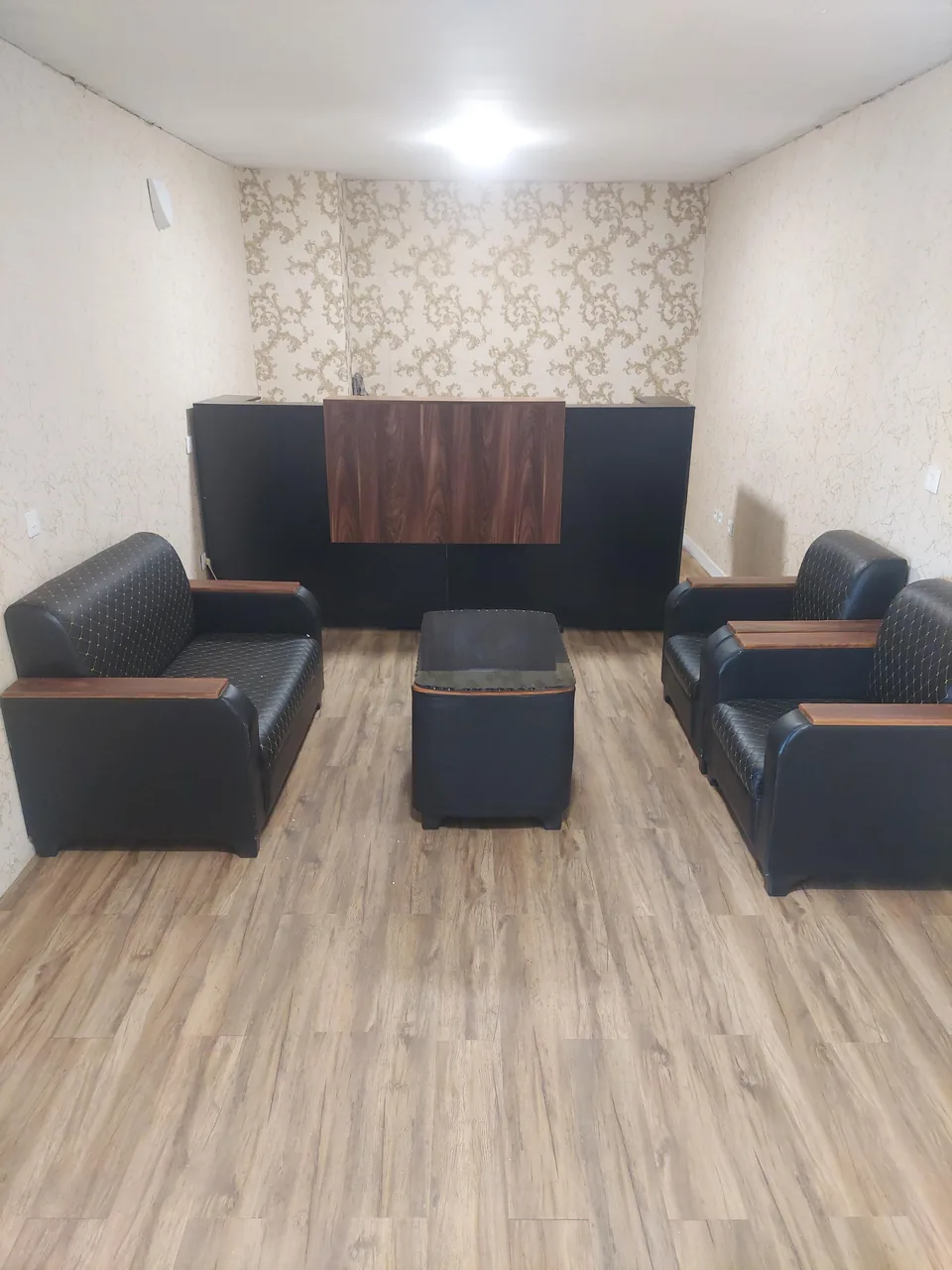 شرکت حمل و نقل آوین ترابر آریا