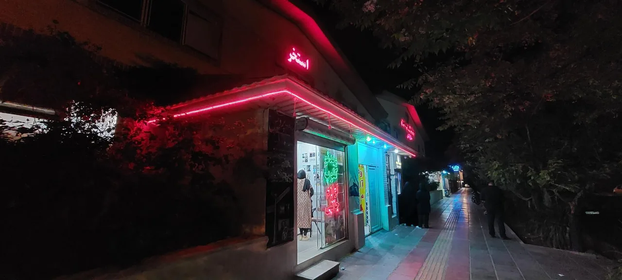 استخر مجموعه ورزشی شهید بهشتی - تصویر 3