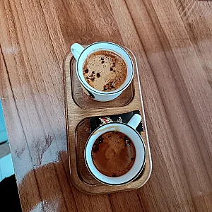 کافی شاپ ماندگار