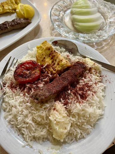 چلوکبابی حاج علی