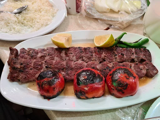 چلوکبابی حاج علی