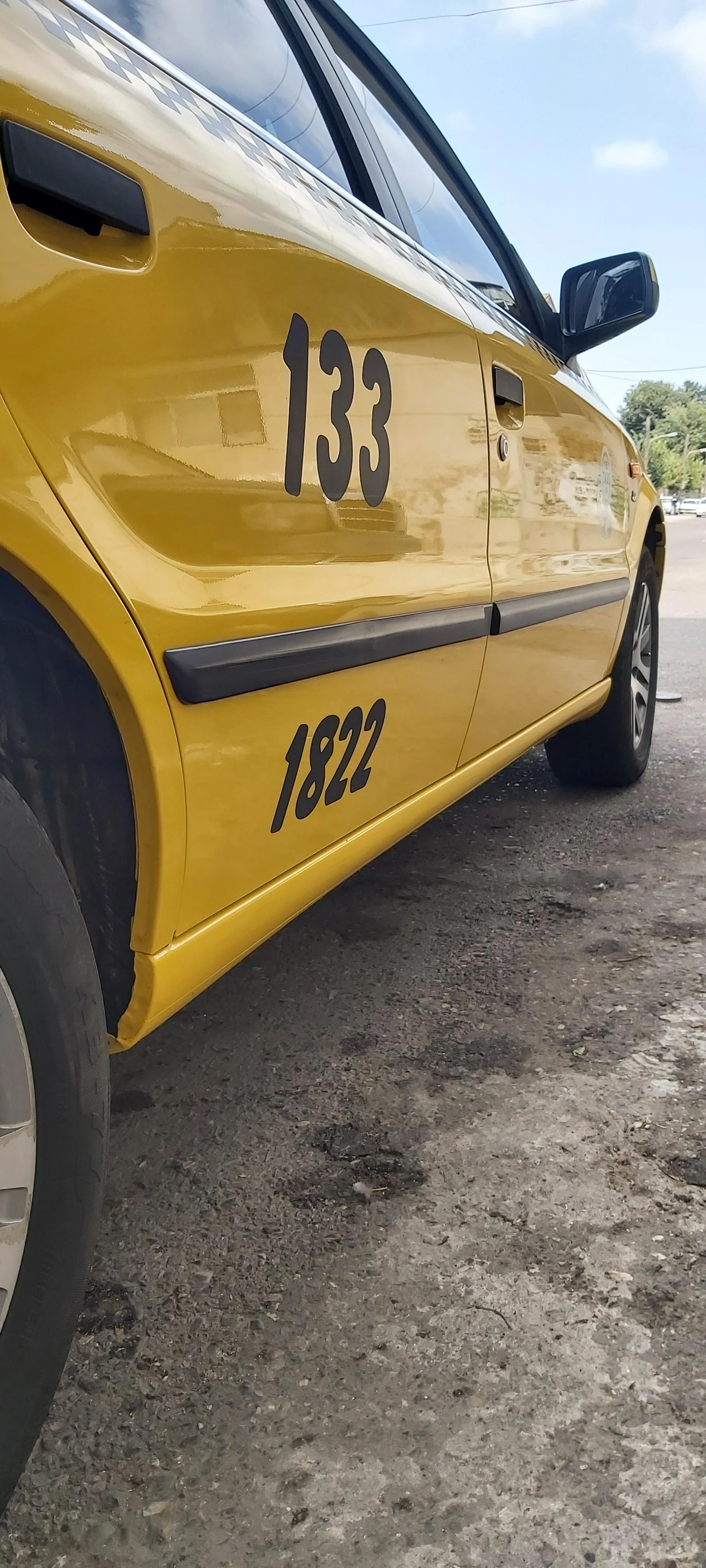 ایستگاه تاکسی بیسیم ۱۳۳