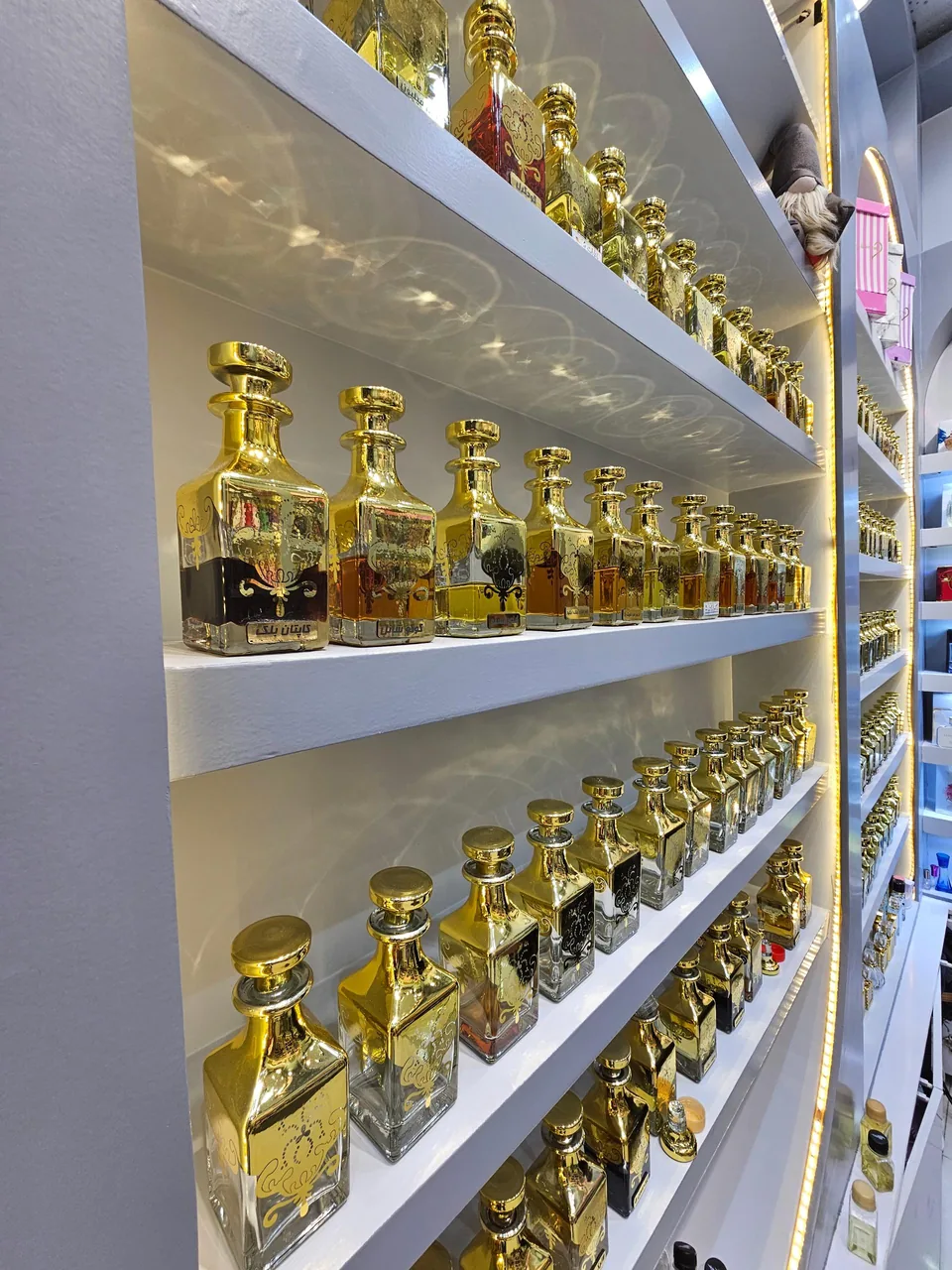عطر و ادکلن کریشن - تصویر 2