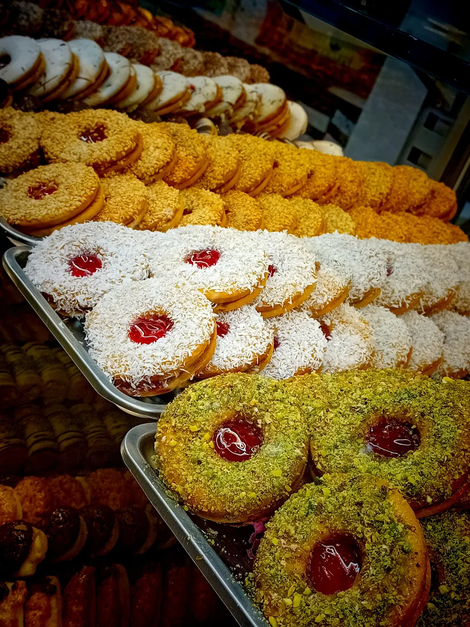 کیک و شیرینی بال دی بال