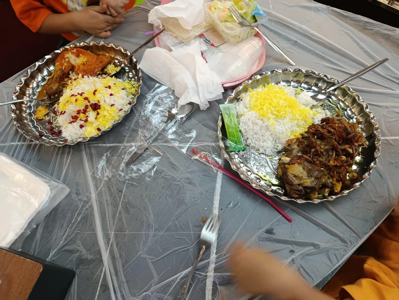 رستوران خانه معلم - تصویر 3