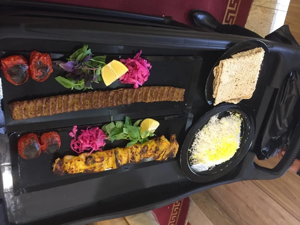 مجتمع غذایی شبانه روزی شادی - تصویر 2