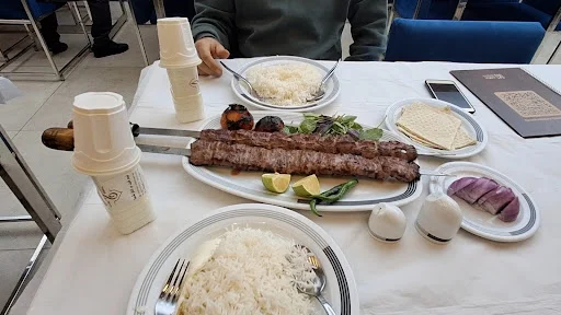 رستوران حامد