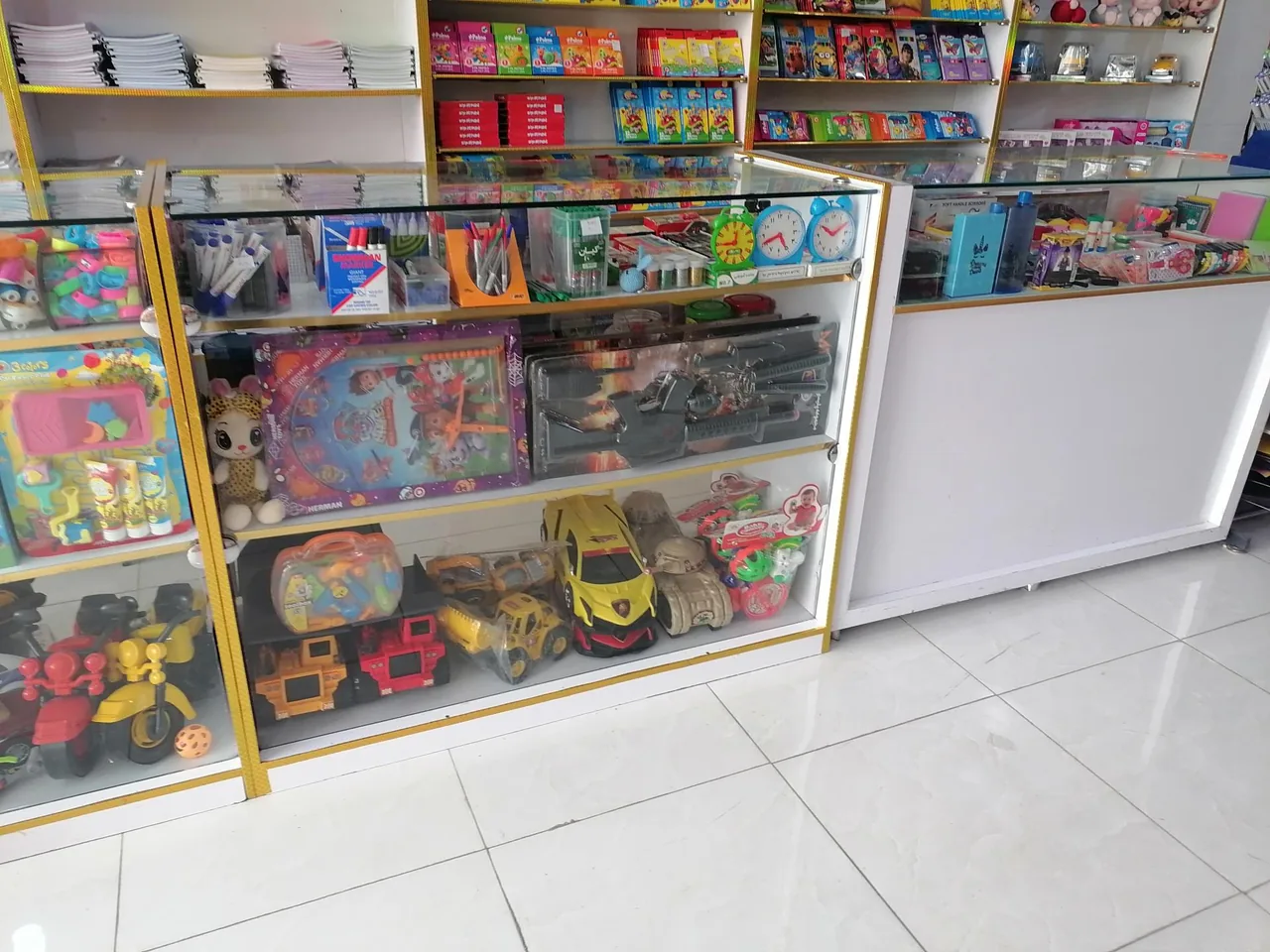 هایپر مارکت چی مارکت - تصویر 2
