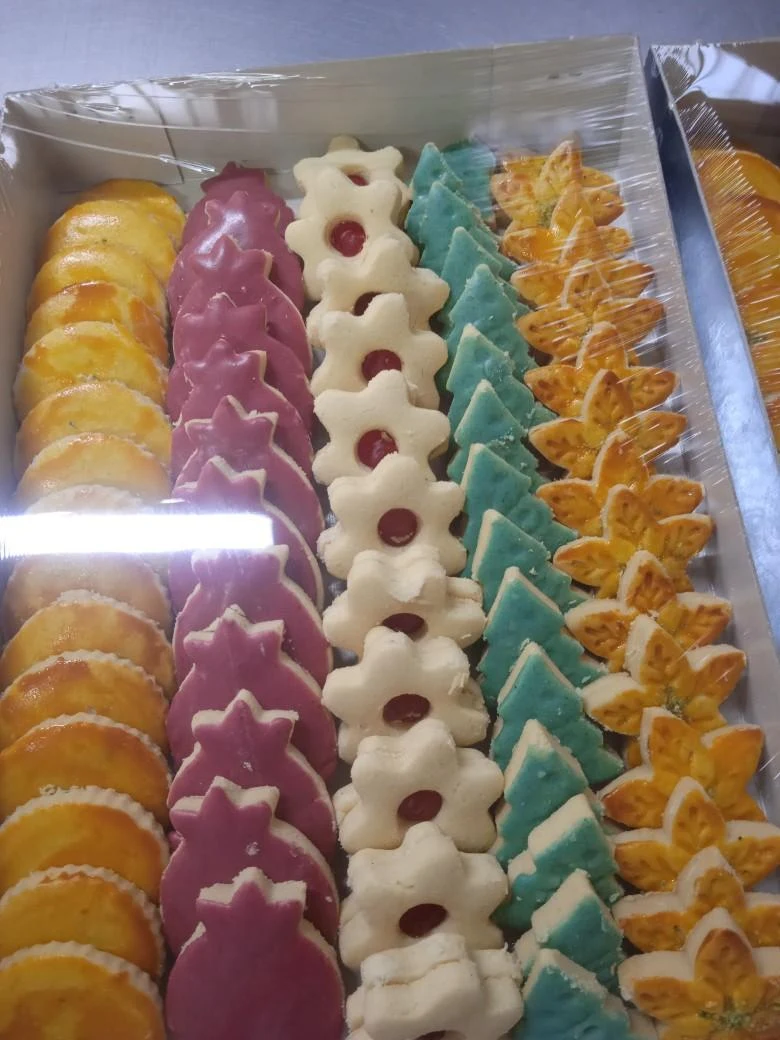 شیرینی سرای نوشین فرد