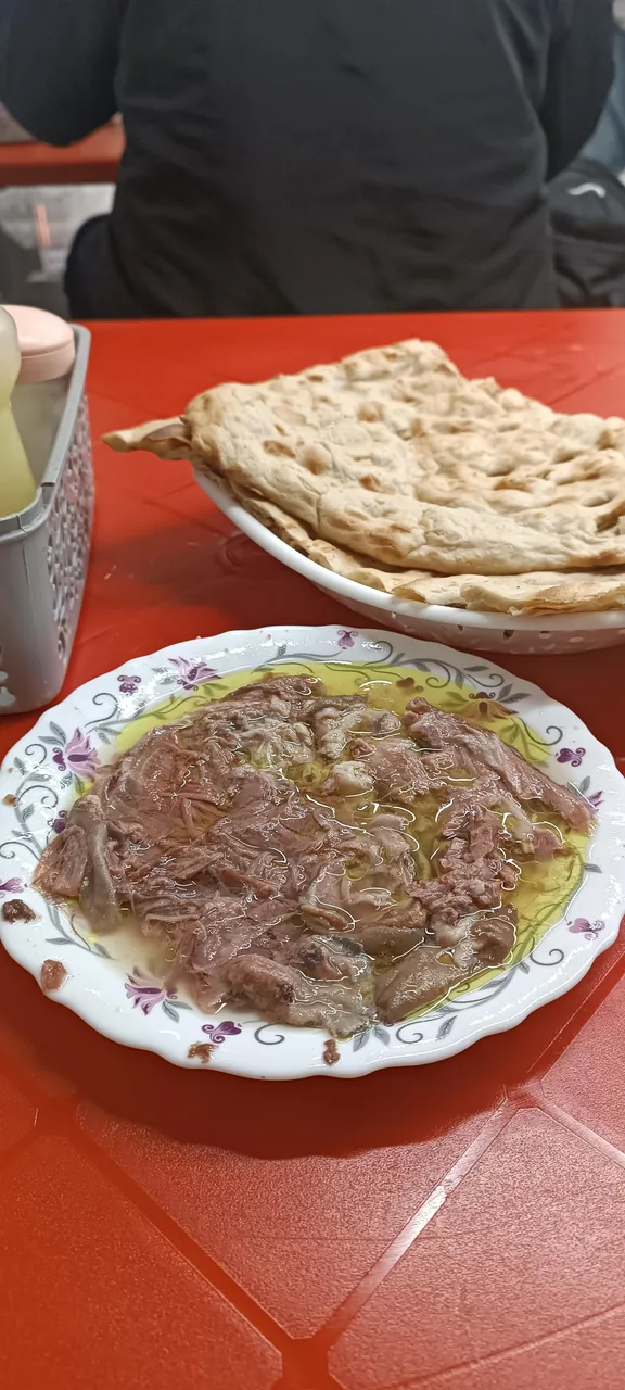 کله پزی فراهانی مرکزی امین - جگرکی و کله‌پاچه در قم - تصویر 4