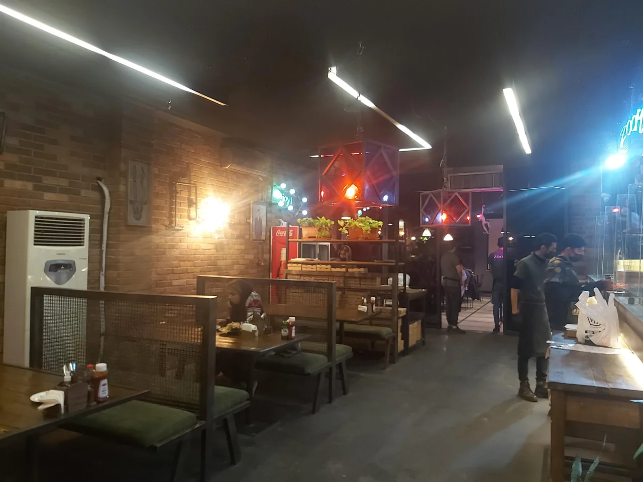 کافه رستوران زوم - تصویر 2
