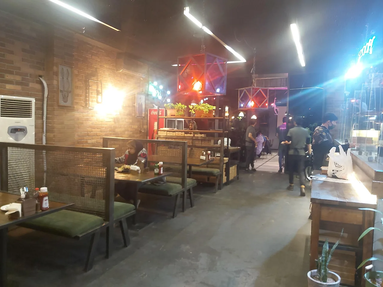 کافه رستوران زوم - تصویر 3