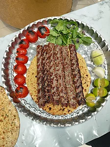 رستوران غذای گنجینه ۱۳۵
