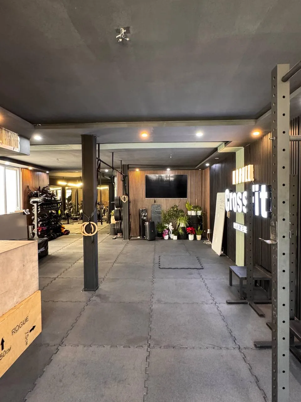 خانه ورزشی اِف جِی - تصویر 6
