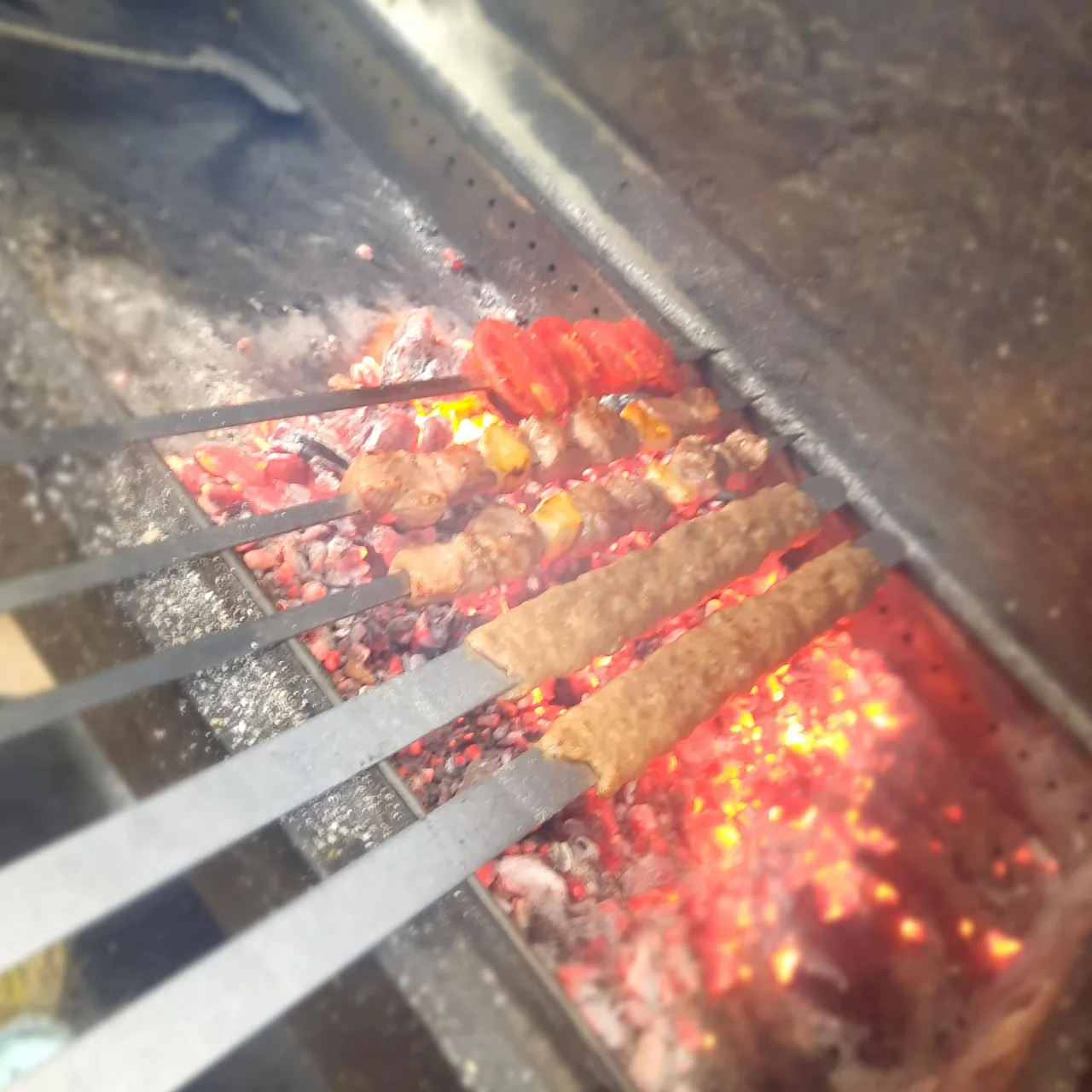 کباب گلپایگانی سعیدی - تصویر 2