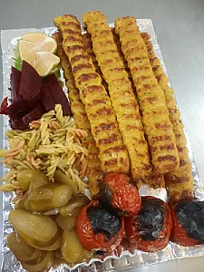 طباخی شکیبا