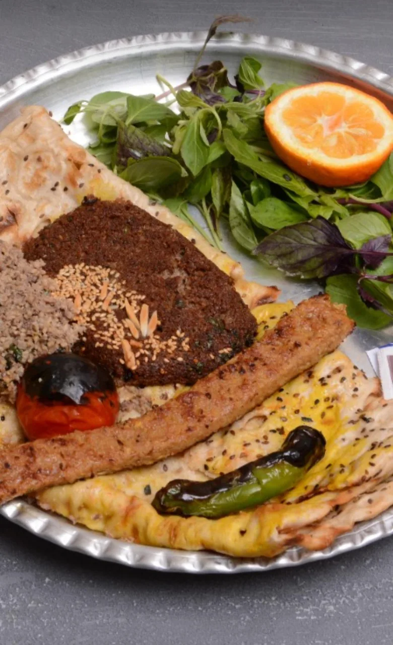 کبابی و بریانی پاچنار - تصویر 3