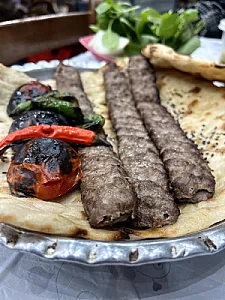 کبابی و بریانی صادق