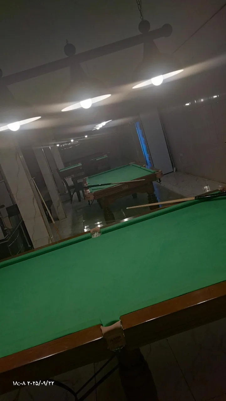 کافه بیلیارد آربور