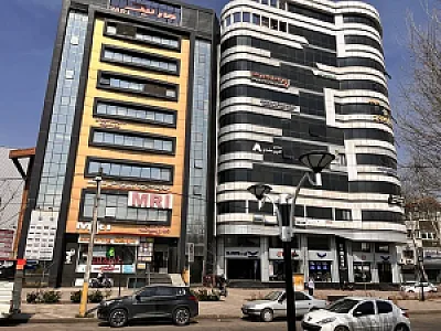 شرکت کارگزاری بانک آینده