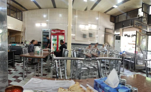 رستوران ولیعصر