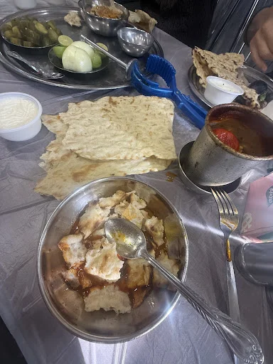 رستوران ولیعصر