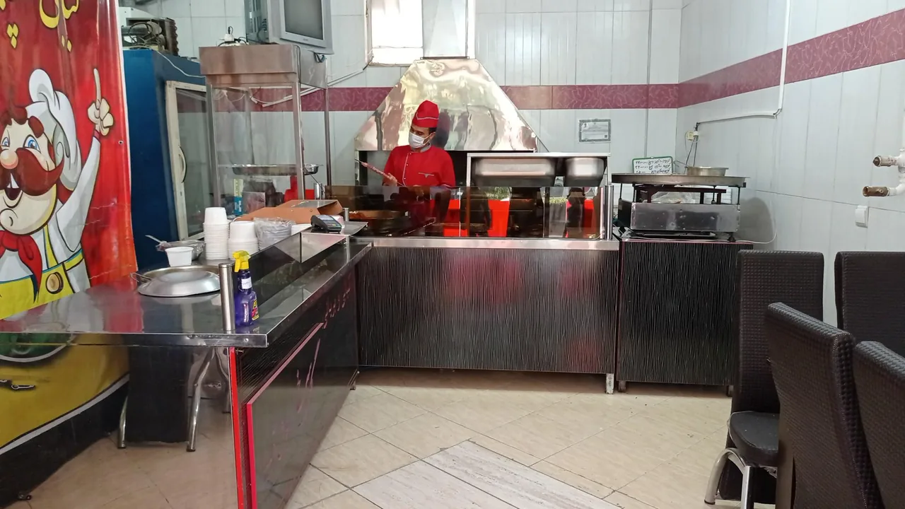 کبابی و بریانی گلپایگانی تک گل سرخ - تصویر 6