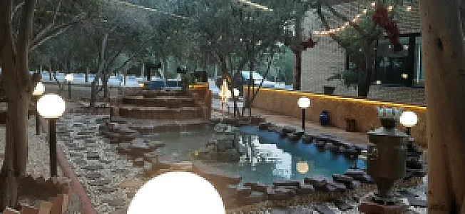 رستوران باغ برج