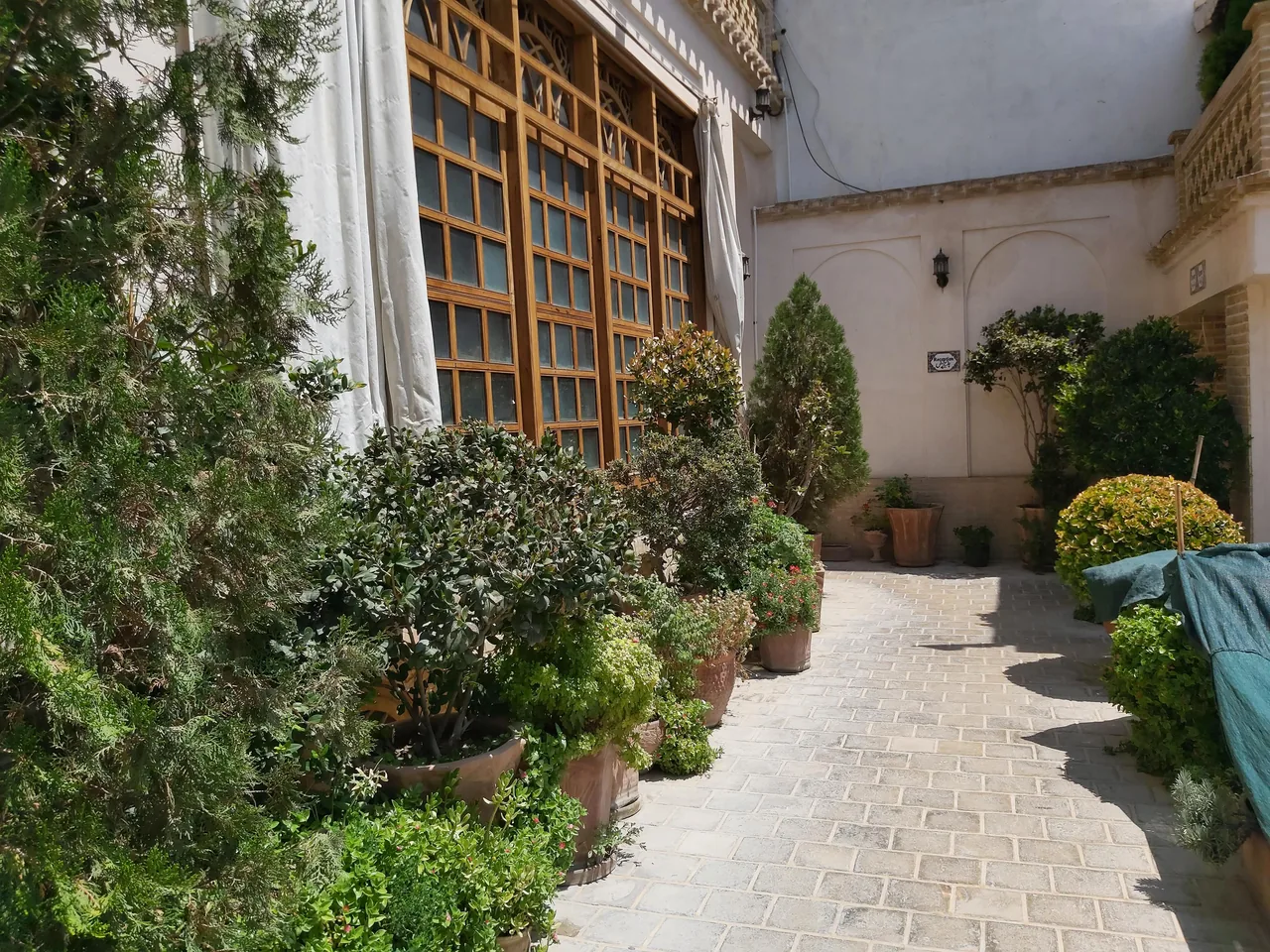 رستوران قصرمنشی - تصویر 4