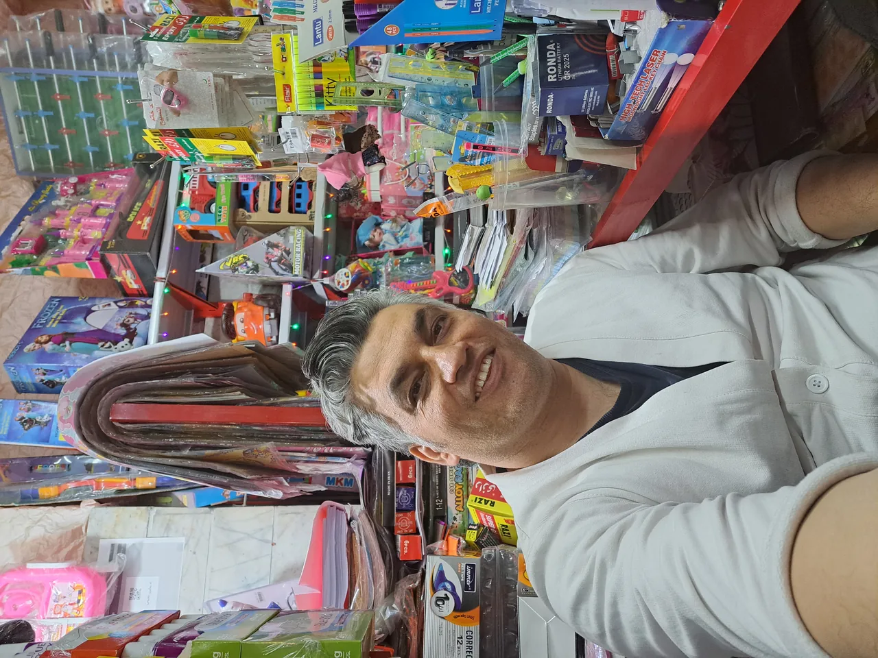 لوازم تحریر صورتی