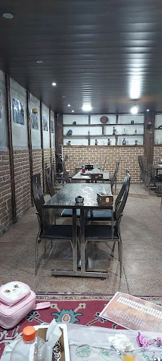 رستوران سنتی هزار دستان